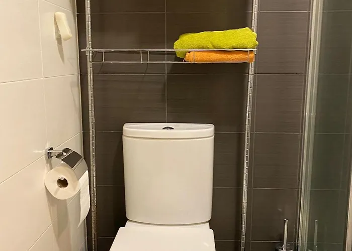 Piso Familiar Amplio Con Acceso Directo A La Playa Apartmán Bueu